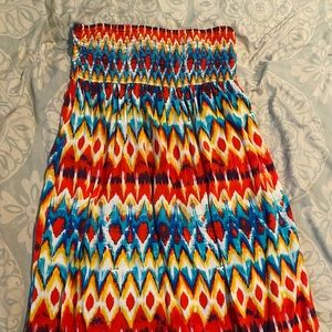 Strapless flowy dress